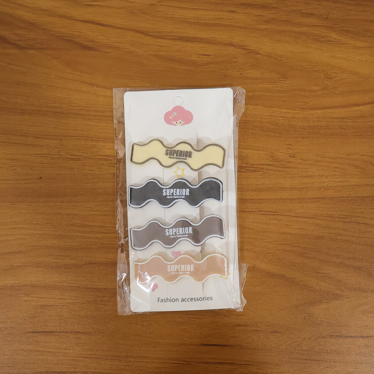 Superior Design Premium Fashion Hair Clips (4 Pc)